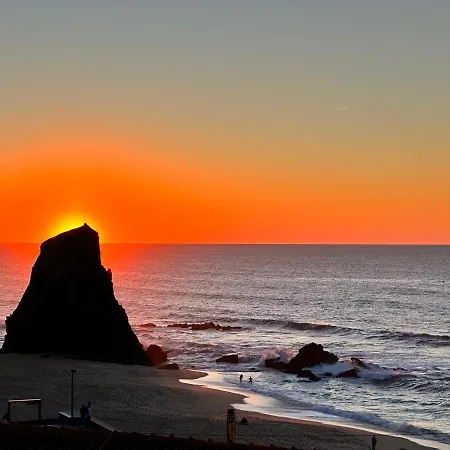 Santa Rita Sunset & Daire Maceira (Lisbon)